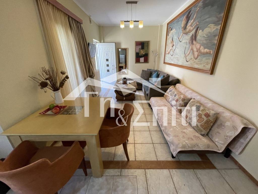 Σαλοκουζίνα