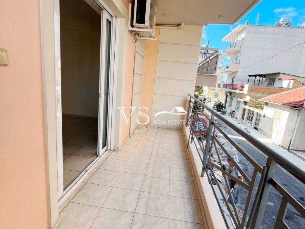 Θέα απο μπαλκόνι