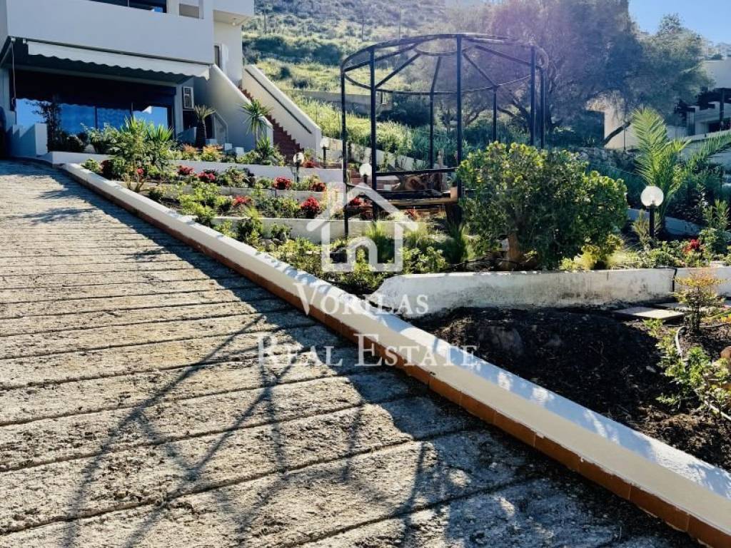 Θέα από μπαλκόνι