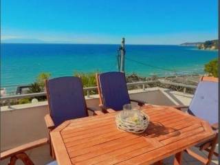 Forumland Real Estate, θέα θάλασσα