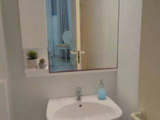 Forumland Real Estate, Μπάνιο