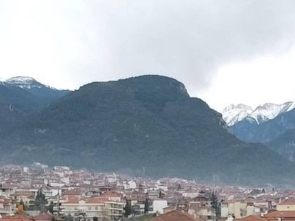 ΘΕΑ ΠΡΟΣ ΤΟΝ ΟΛΥΜΠΟ