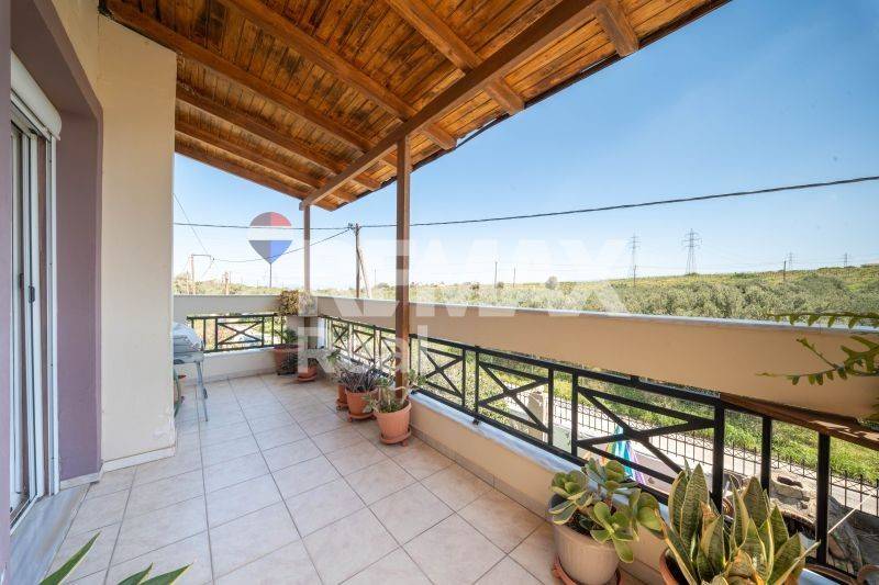 Θέα από μπαλκόνι