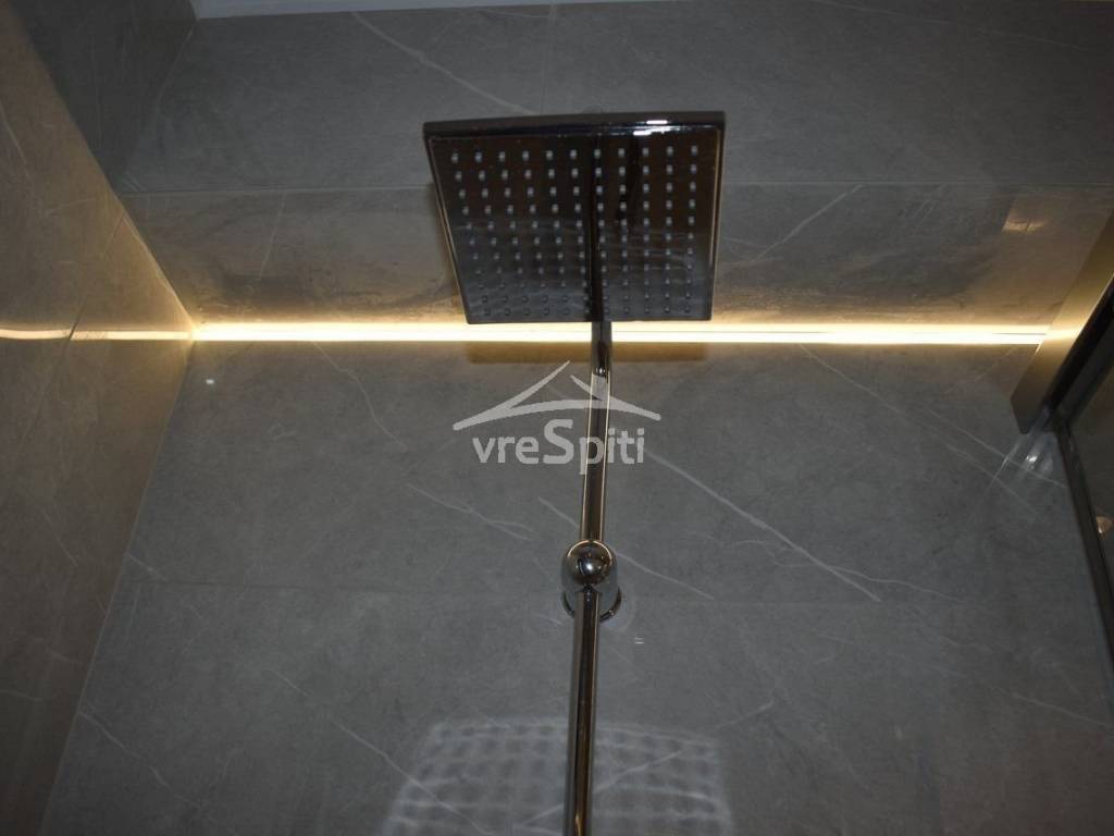 ΚΑΜΠΙΝΑ ΛΟΥΤΡΟΥ