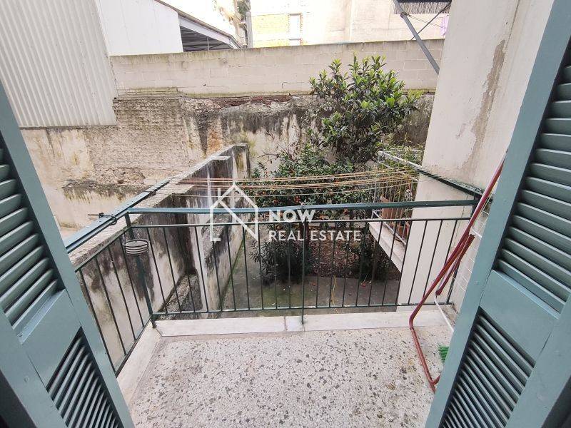 Θέα από μπαλκόνι