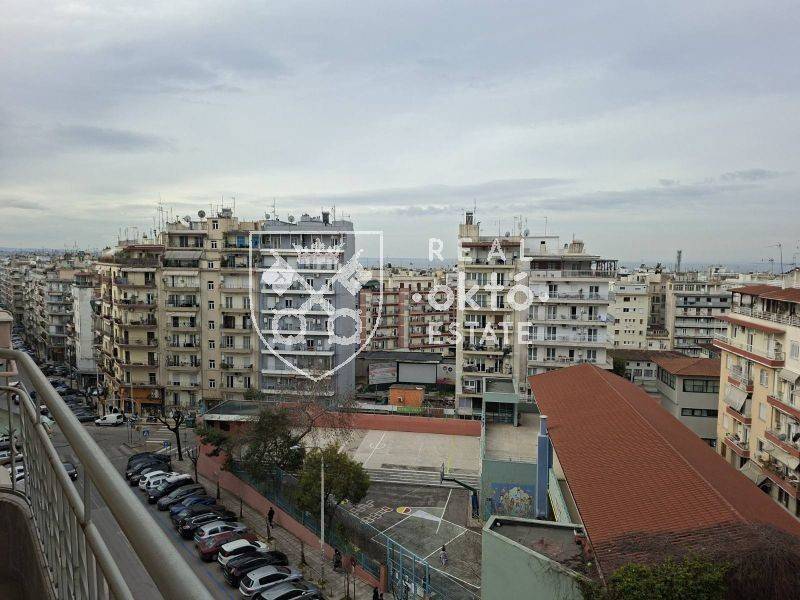 Θέα από μπαλκόνι