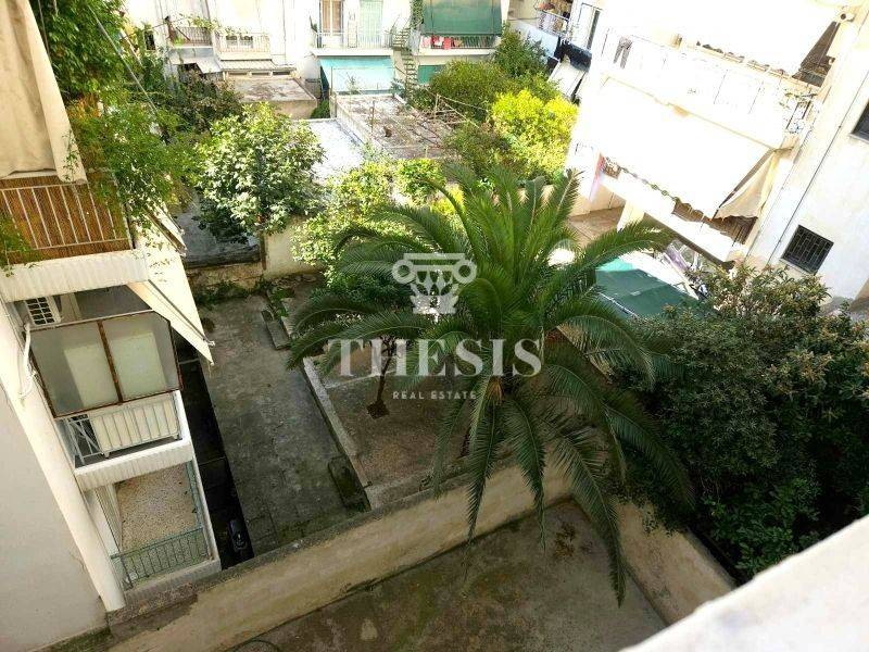 Θέα από μπαλκόνι