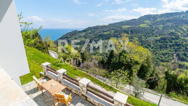 Θέα από μπαλκόνι