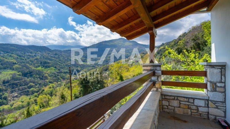 Θέα από μπαλκόνι