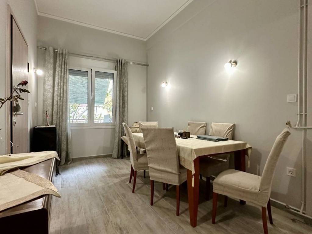 Kathistiko - Trapezaria