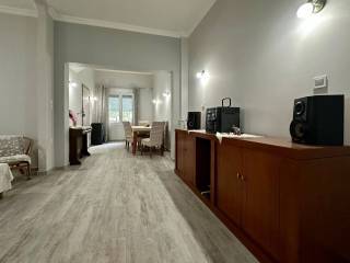 Kathistiko - Trapezaria