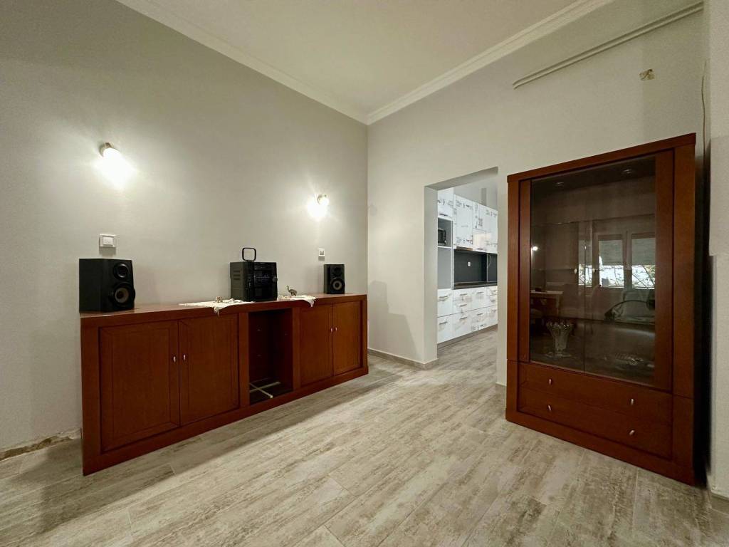 Kathistiko - Trapezaria