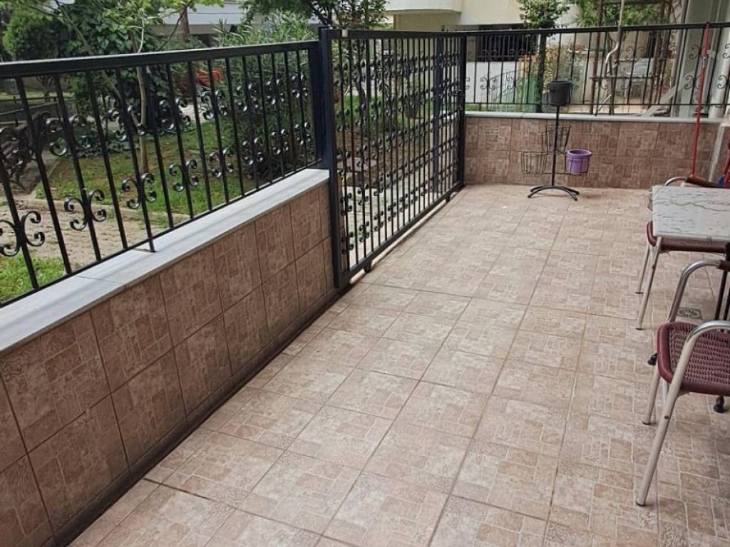 Θέα από μπαλκόνι