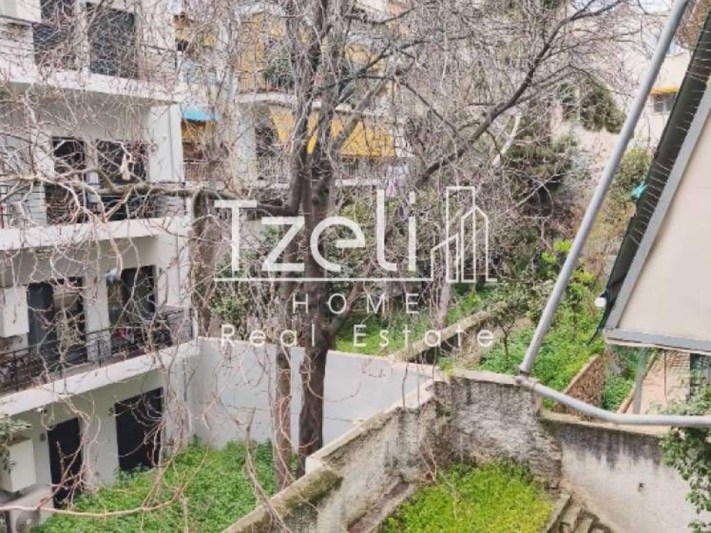 Θέα απο μπαλκόνι