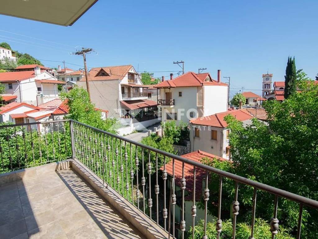 Θέα από μπαλκόνι