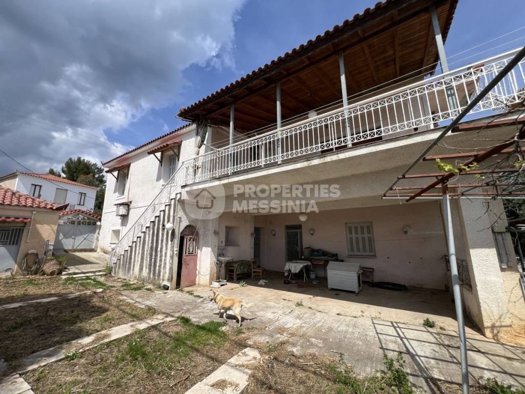 Θέα από μπαλκόνι