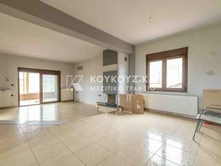 Σαλοκουζίνα