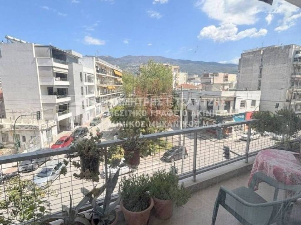 Θέα από μπαλκόνι