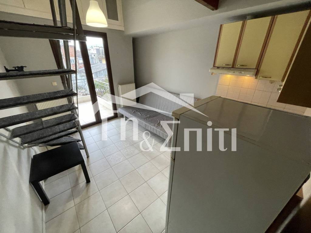 Σαλοκουζίνα