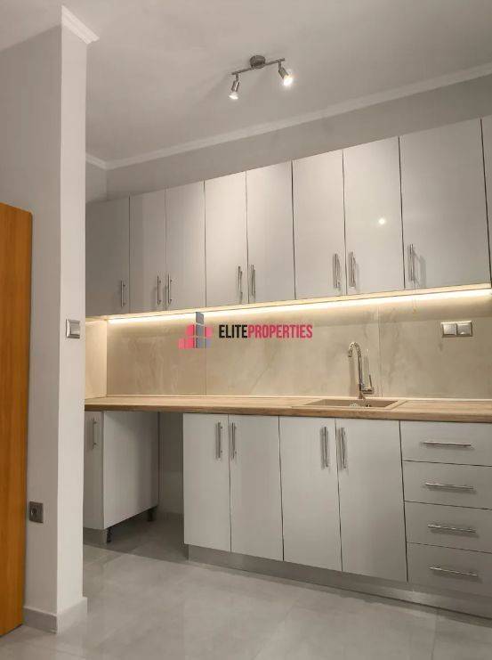 ΕΝΙΑΙΟΣ ΧΩΡΟΣ