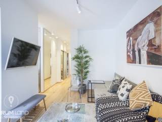 Forumland Real Estate, Σαλόνι