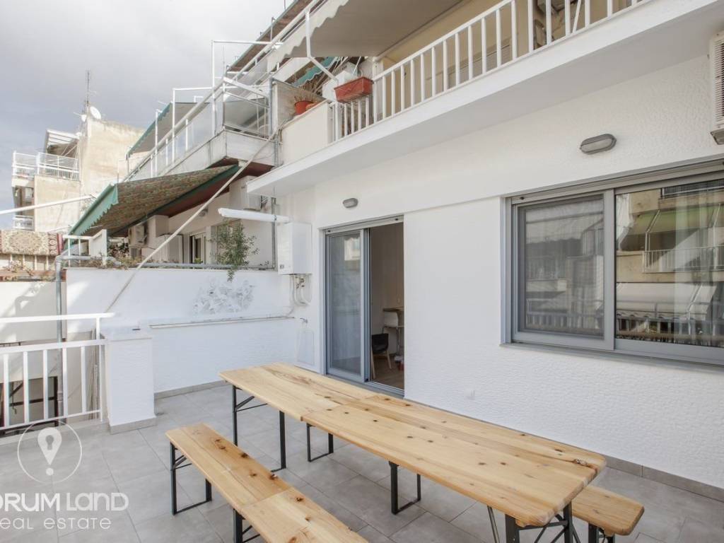 Forumland Real Estate, Βεράντες