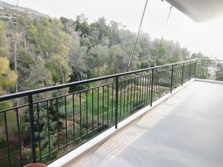 ανεμποδιστη θεα βουνο και ανατολη ηλιου