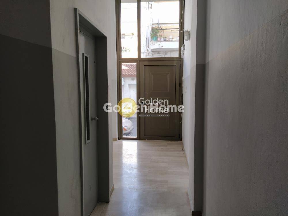 Χολ - Διάδρομος