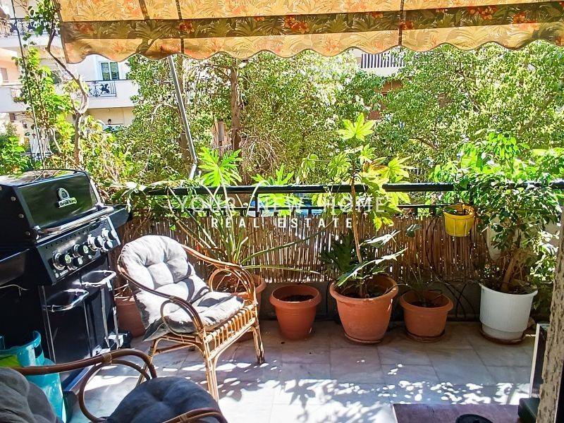 Θέα από μπαλκόνι