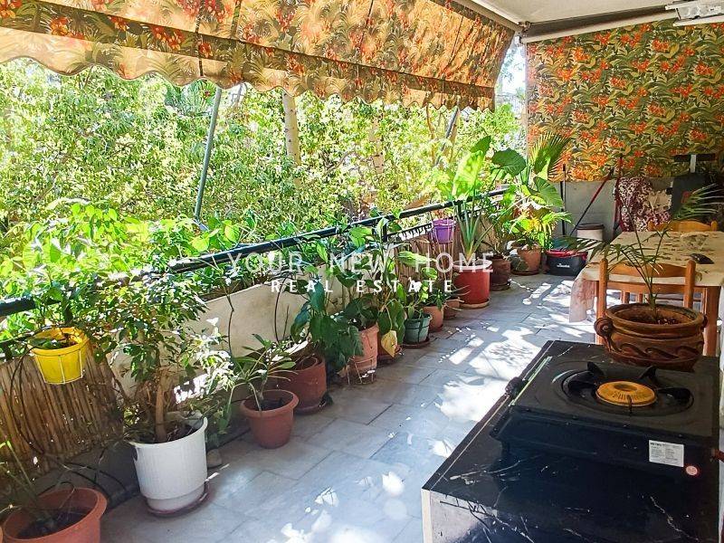 Θέα από μπαλκόνι