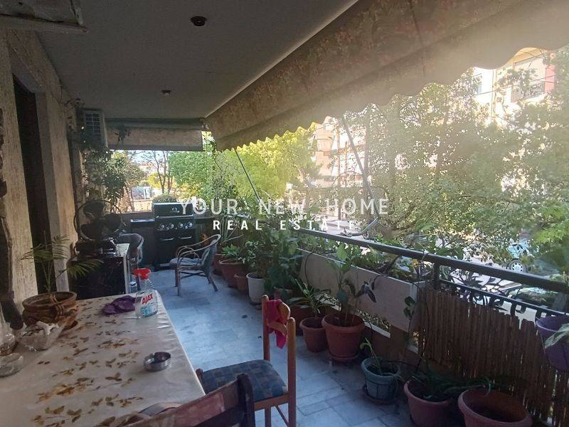 Θέα από μπαλκόνι