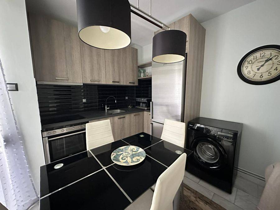 Σαλοκουζίνα