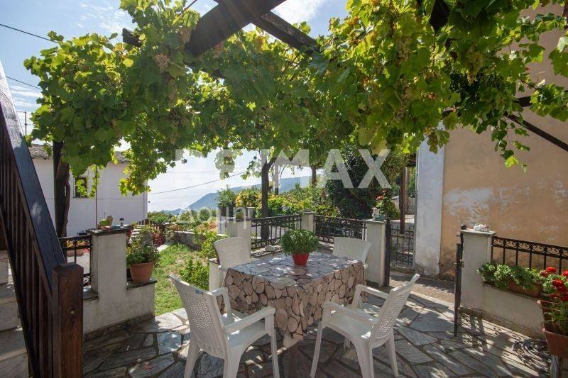 Θέα από μπαλκόνι