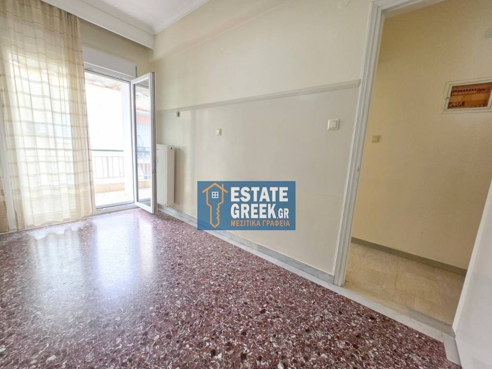 ★ ΑΜΕΣΑ ΔΙΑΘΕΣΙΜΟ ★ Με 2 + 1 υπνοδωμάτια ★ Μερικώς ανακαινισμένο ★ 