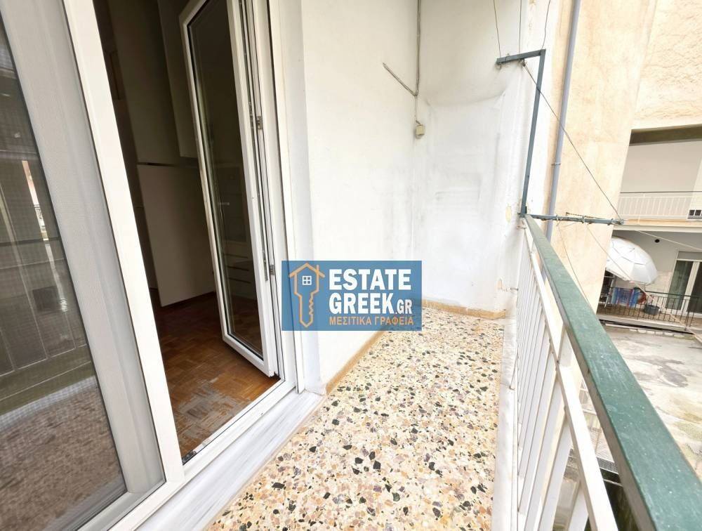 ★ ΑΜΕΣΑ ΔΙΑΘΕΣΙΜΟ ★ Με 2 + 1 υπνοδωμάτια ★ Μερικώς ανακαινισμένο ★ 