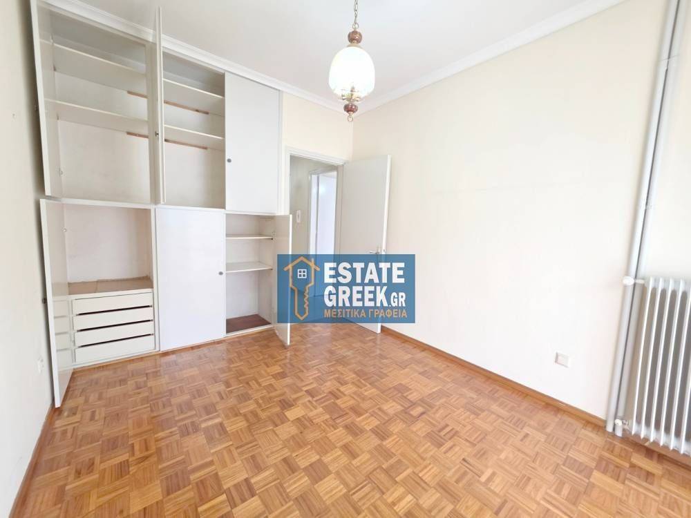 ★ ΑΜΕΣΑ ΔΙΑΘΕΣΙΜΟ ★ Με 2 + 1 υπνοδωμάτια ★ Μερικώς ανακαινισμένο ★ 