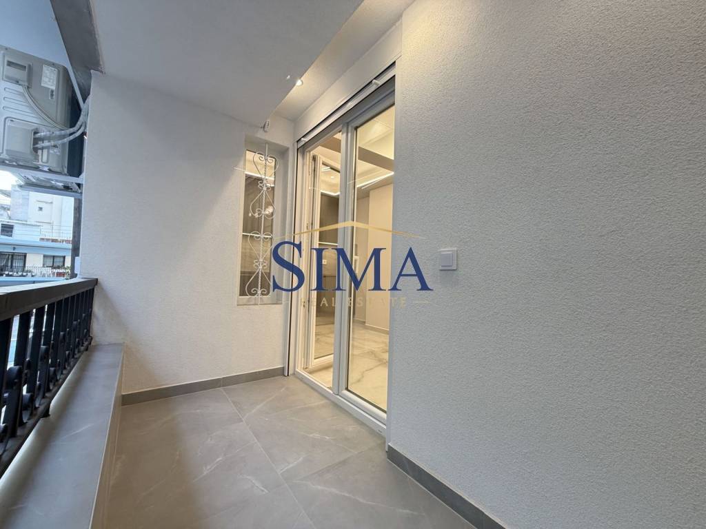 Μπαλκόνι 1,20μ