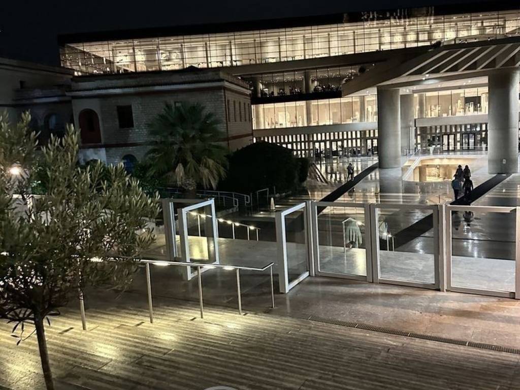 Εσωτερικοι χώροι