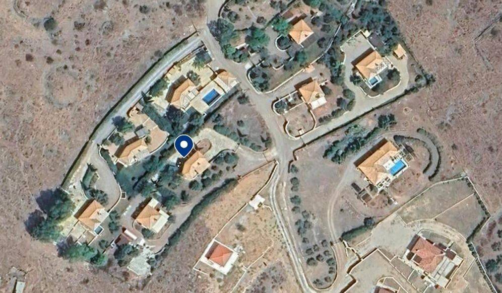 E THESE TOY AKINETOY APO PSELA