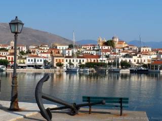 TO LIMANI TOY GALAXIDIOY