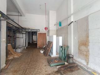 Αποθήκη Προς Πώληση στον Άγιο Δημήτριο