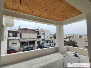 Μπαλκόνι κύριο