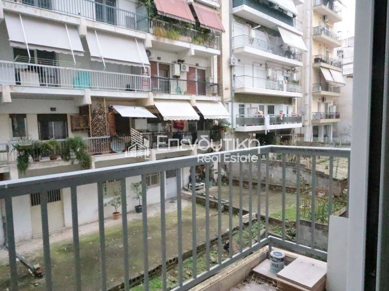 Θέα από μπαλκόνι