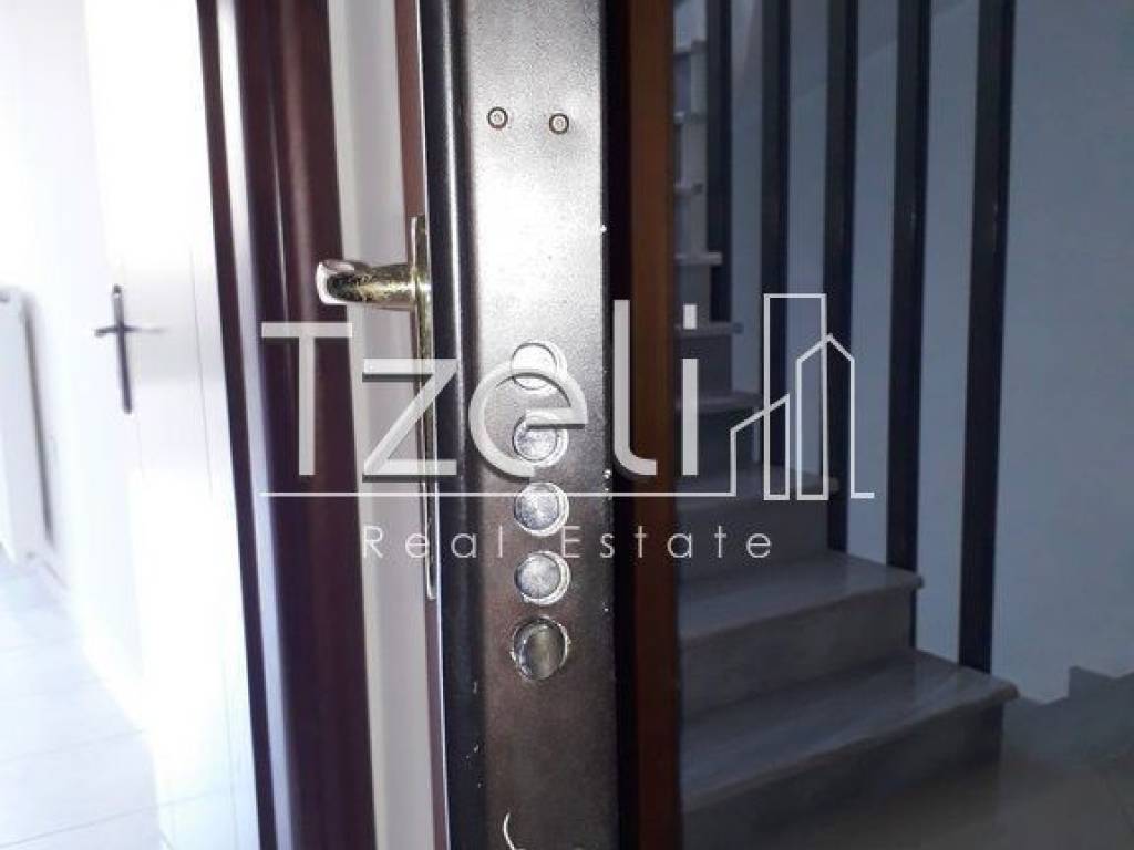 ΠΟΡΤΑ ΑΣΦΑΛΕΙΑΣ