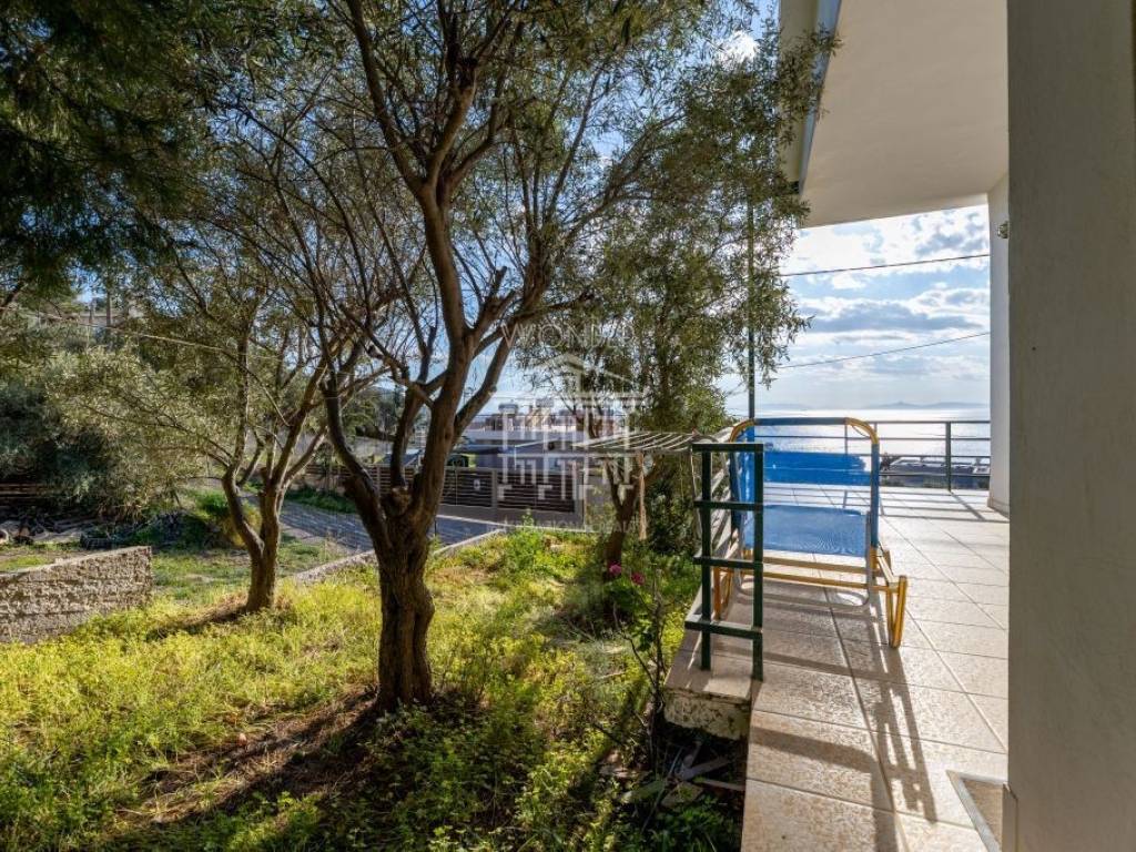 Θέα από μπαλκόνι