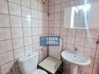 Ενοικιάζεται Studio 30τ.μ. με πρόσοψη 3μ.