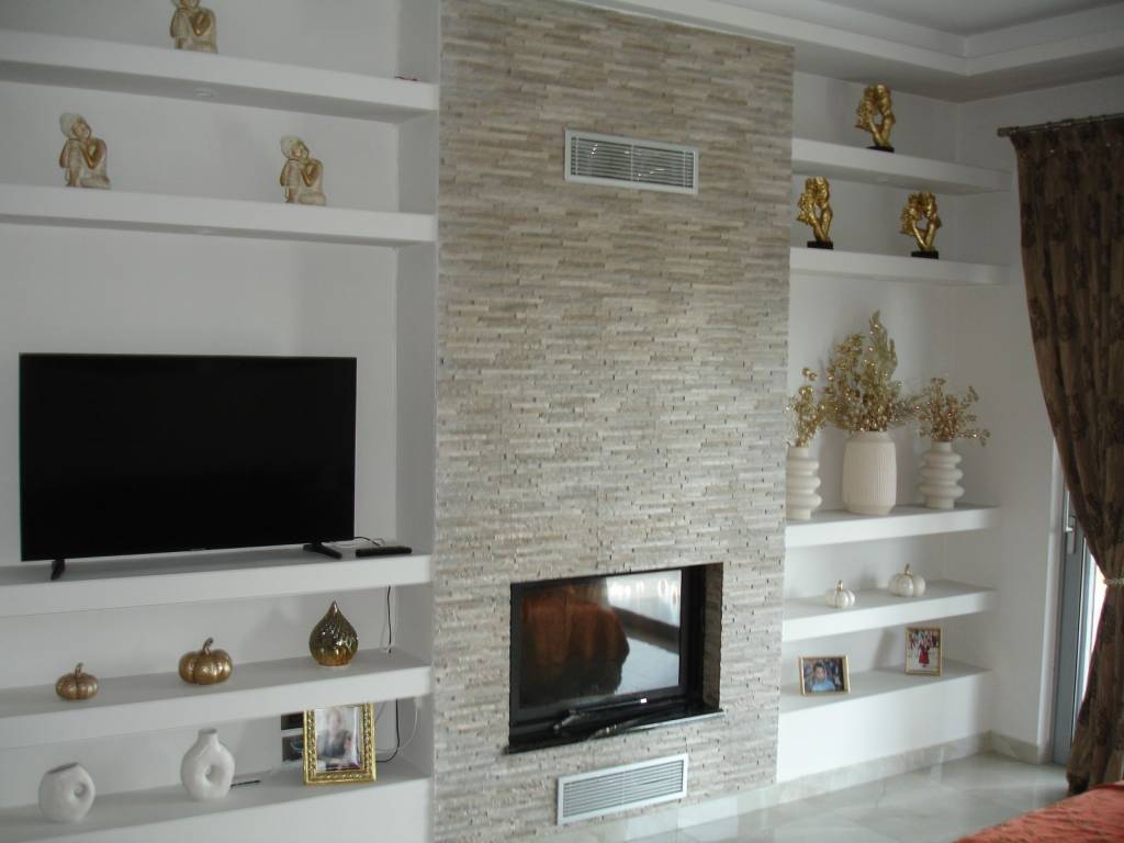 ΣΑΛΟΝΟΤΡΑΠΕΖΑΡΙΑ