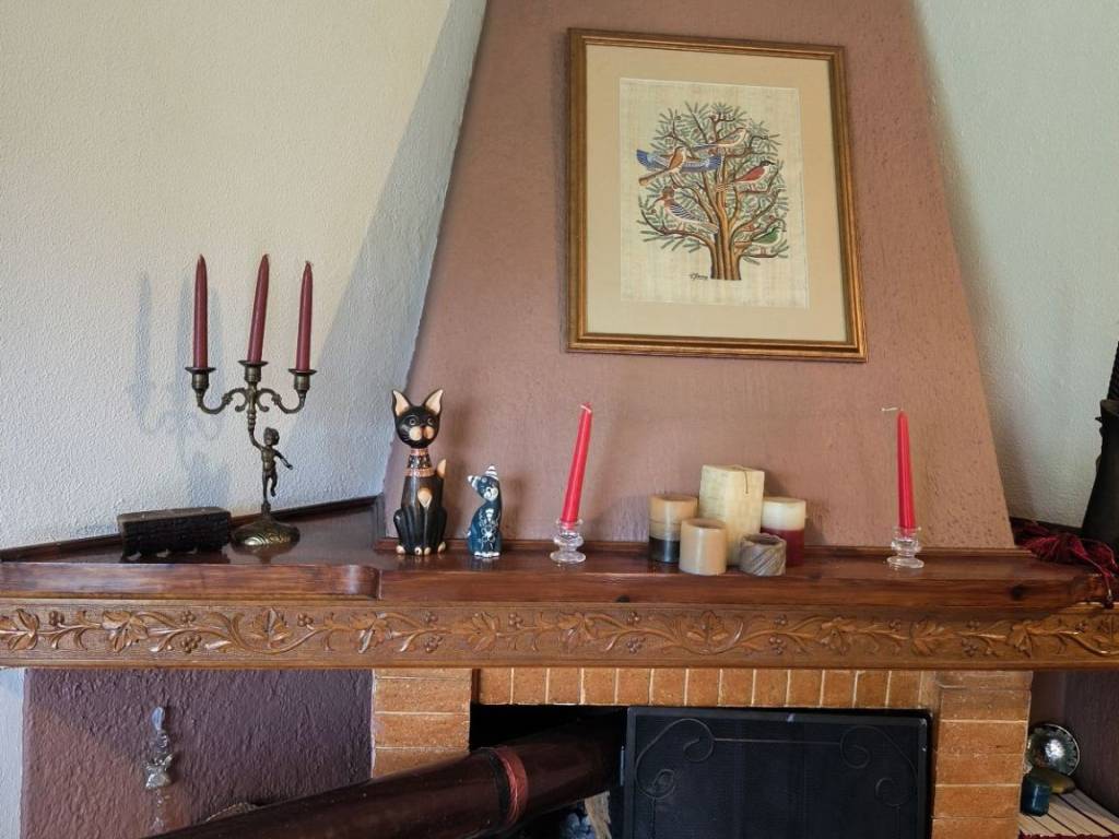 Τζάκι στο ισόγειο