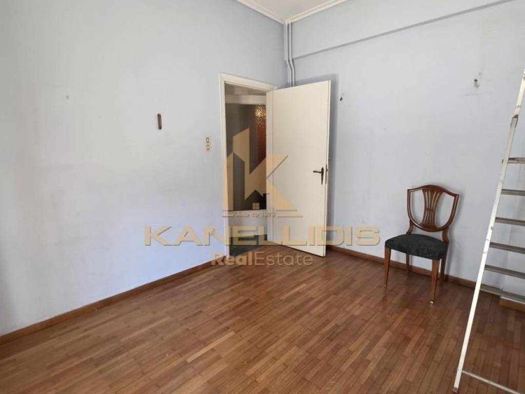 Υπνοδωμάτιο,1