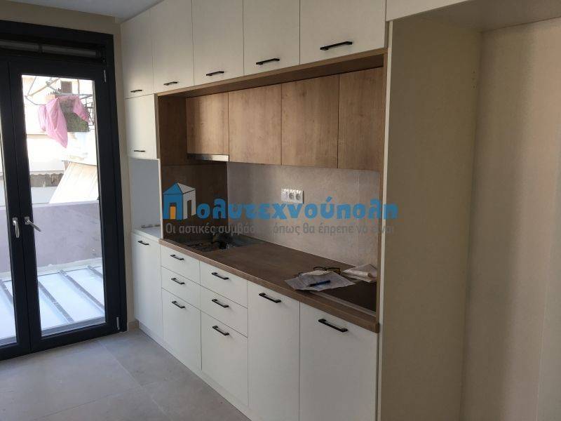 Σαλοκουζίνα